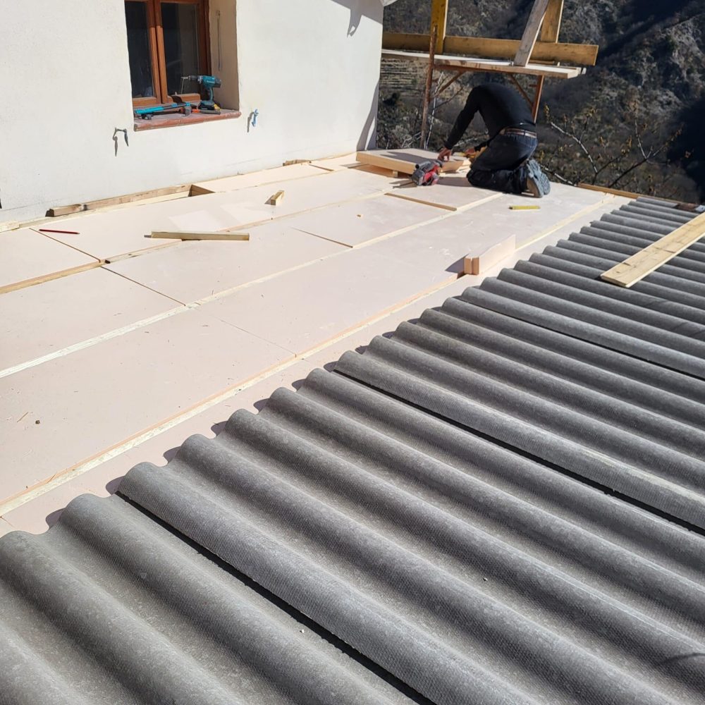 Rénovation de toiture à Menton
