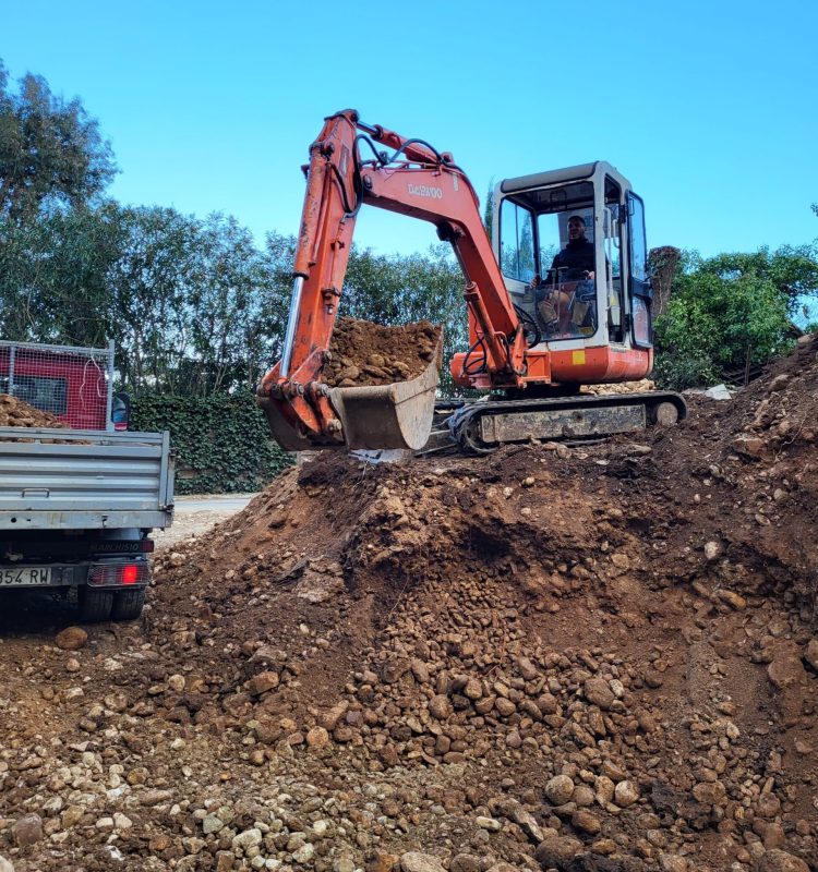 Travaux de terrassement à Menton